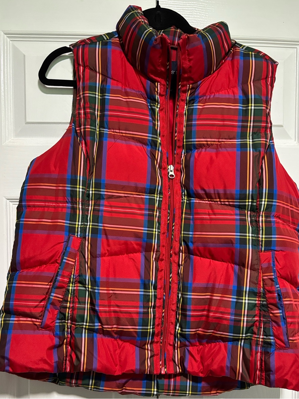 Lands' End Red Plaid Puffer Vest Size L